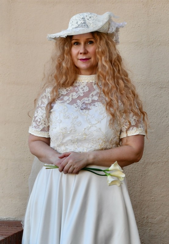 Vintage Fashion 1001 Nights Wedding Bridal Dress Hat Sz 13/14