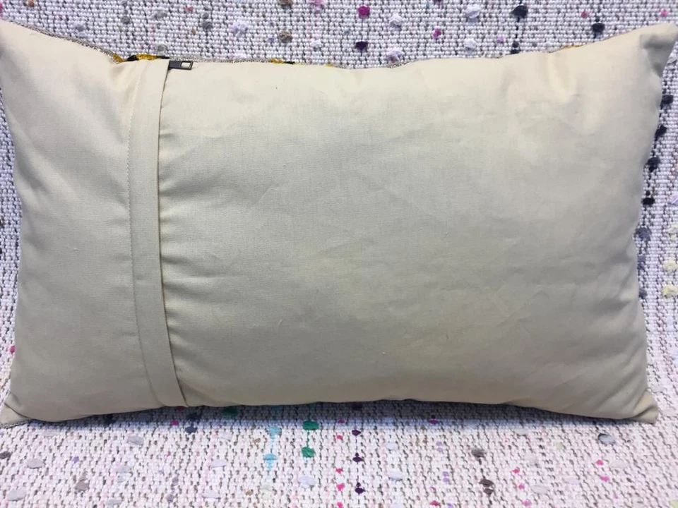 Almohada de terciopelo Tiger Ikat, funda de cojín lumbar de seda Foto 3 de 3