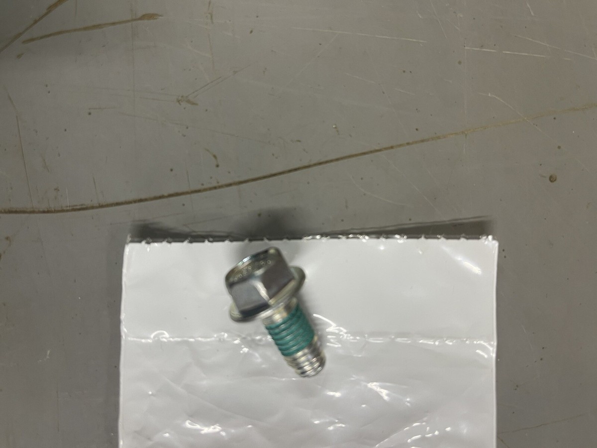 Kawasaki Genuine 92154-1267 Hex Bolt 8x18.2 (New Old Stock) | eBay