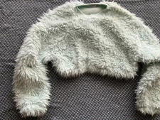 Arizona Teens Super Soft Fluffy Cropped Pullover Cozy Sweater Small