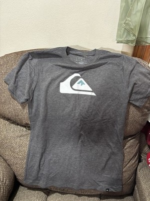 Quick Silver Men's T-Shirt Large
