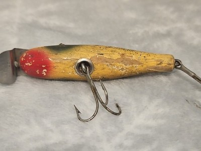 cob company indiana wood fishing lure Vintage C.C.B. Co 4