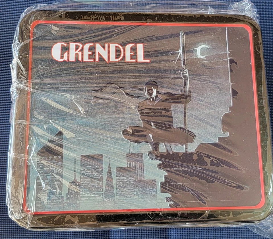 2002 DARK HORSE COMICS Metal GRENDEL LUNCH BOX NEW - Image 2 of 4