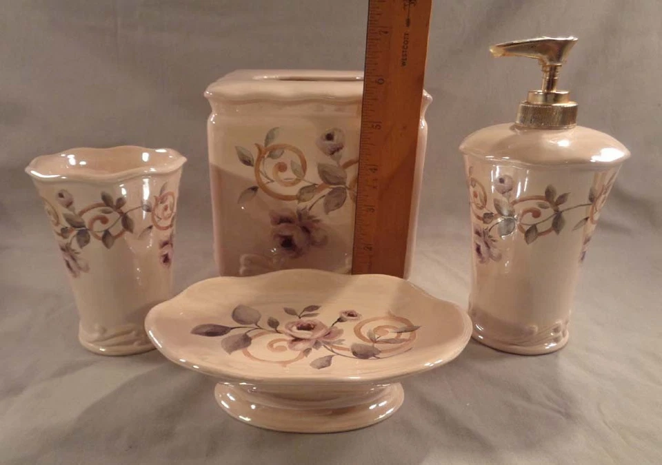 Croscill Chambord Ceramic Bath Accessories Purple Roses - Image 2 of 4