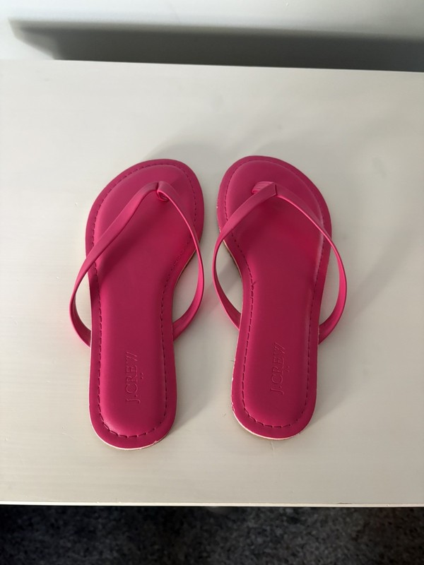 J. Crew Easy Summer flip flops sandals Barbie/Fuchsia Pink Size K2