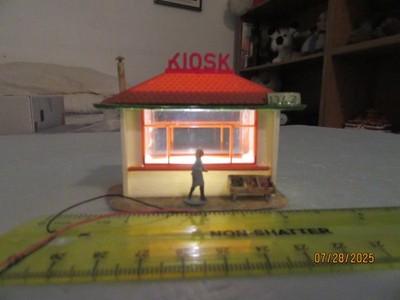 HO -  Faller 135/11 LED Illuminated  Kiosk 3'' x 2'' x 3'' w/ Added Accessories