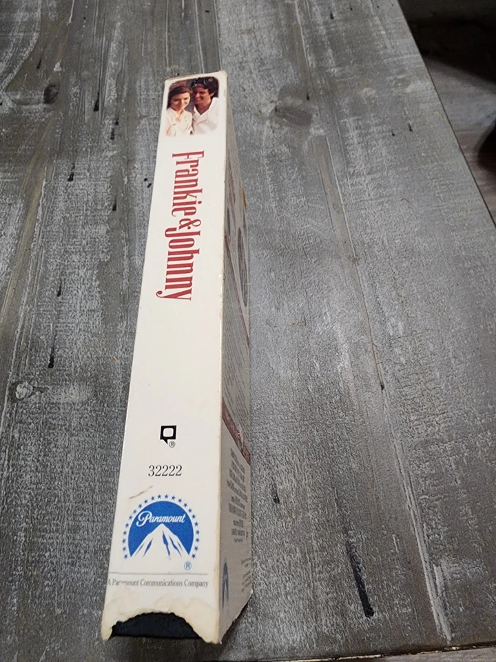 FRANKIE & JOHNNY (1992 VHS) Al Pacino Michelle Pfeifer PROMO SCREENER Rated R - Image 3 of 4