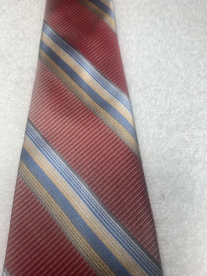 CORBATA HOMBRE JOSEPH AND FEISS ROJA CON AZUL Y ORO 3,75 X 61 Foto 3 de 4