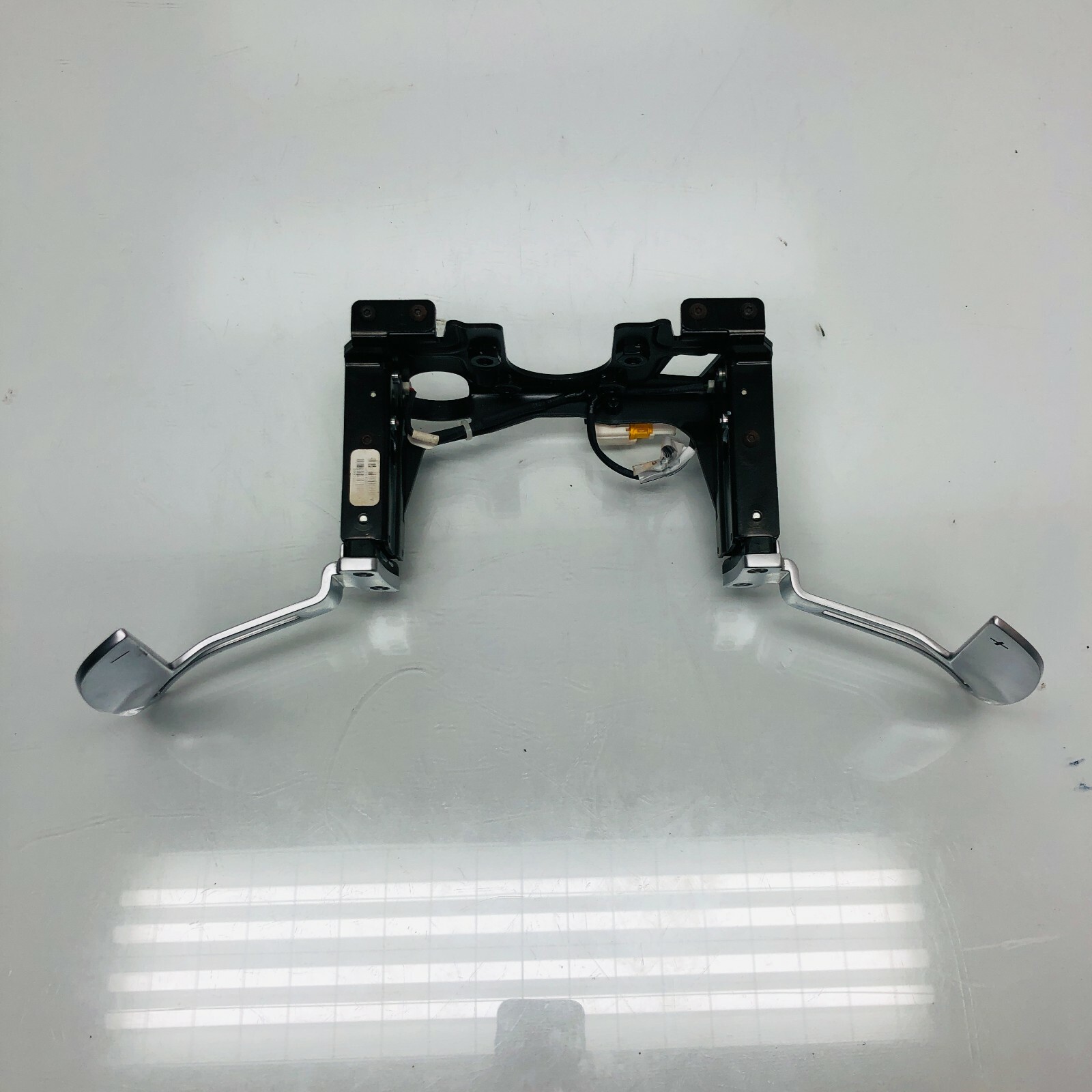 Maserati Ghibli 2014-2017 Paddle shifter P/N E1077102