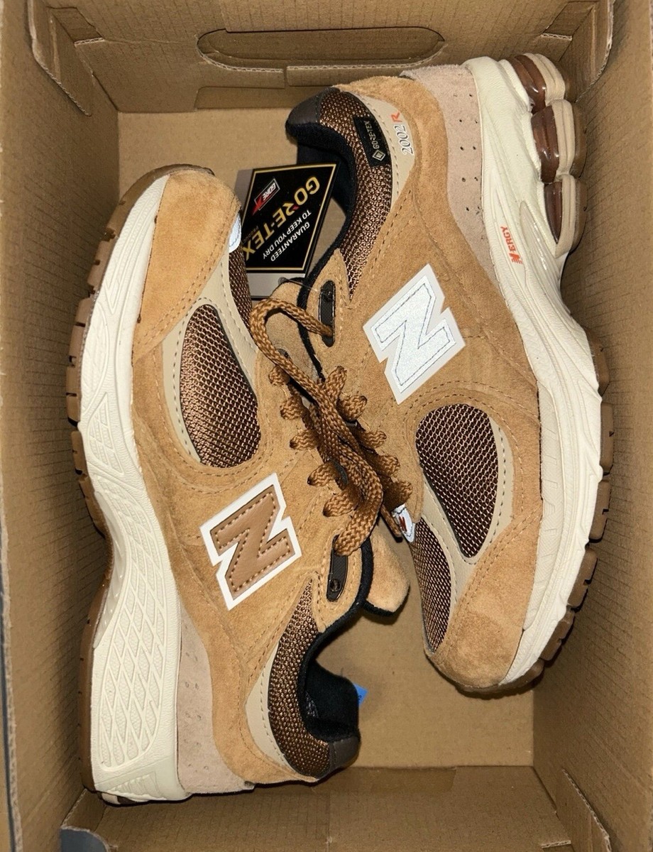 New Balance 2002R x Gore-Tex Tobacco Size 4 NEW