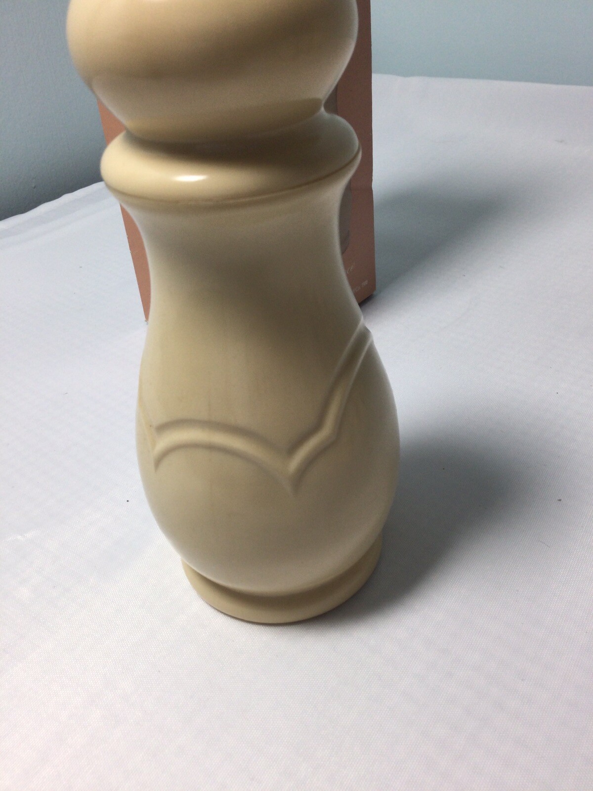 Vintage Pfaltzgraff Mr. Dudley Rememberence no. 8115 Pepper Mill