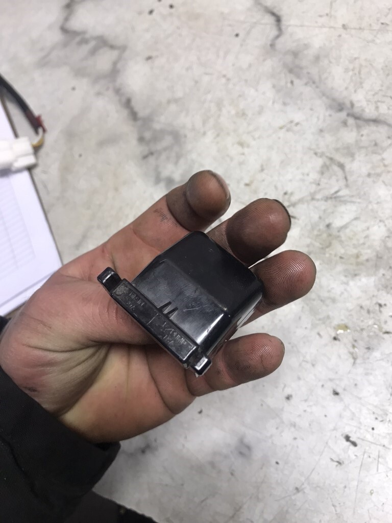 20 Kawasaki Zx 6 636 ZX6 ZX636 K Ninja Starter Solenoid Cover Cap