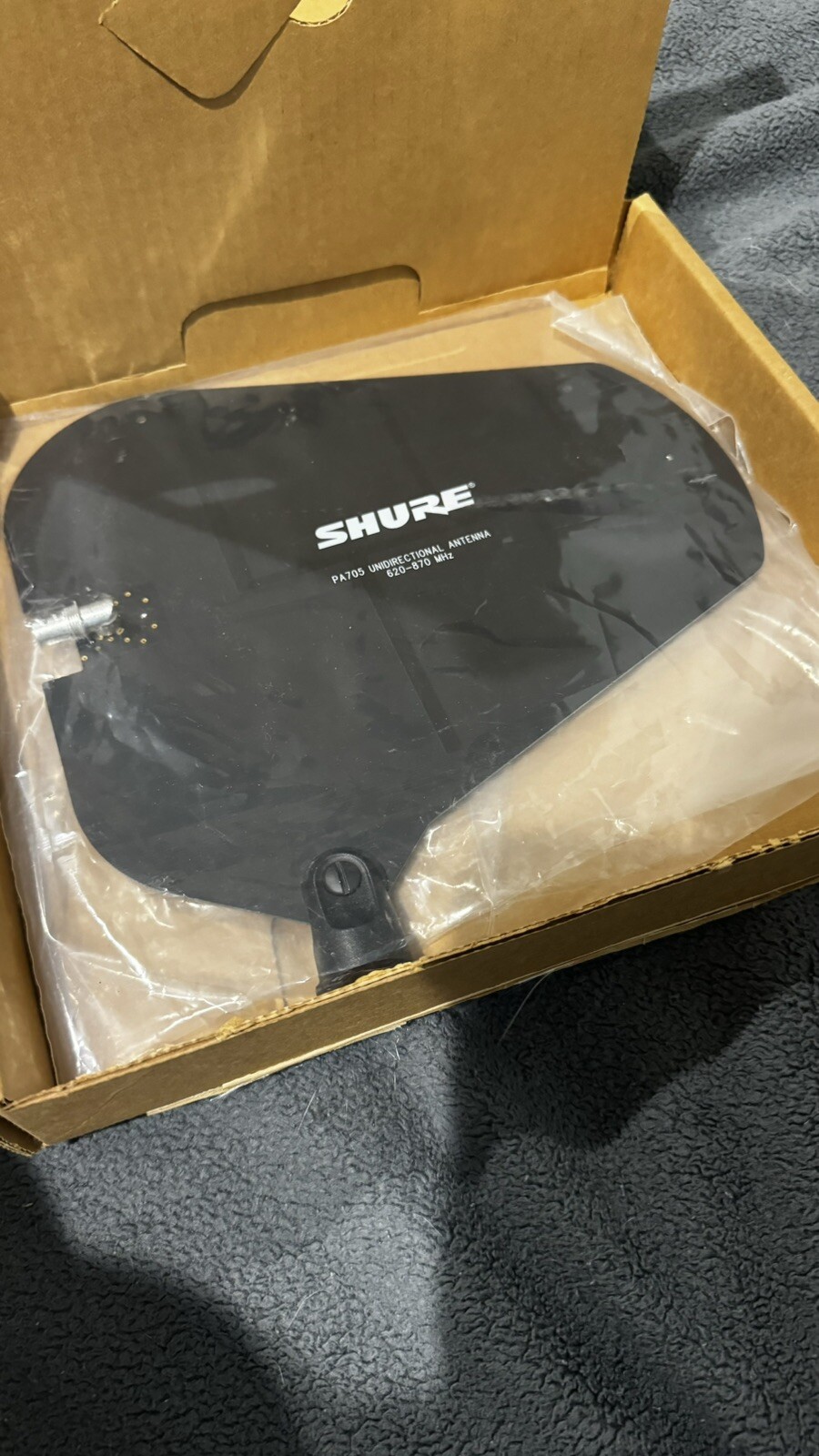 Shure PA705 UHF Directional Antenna 620-870 MHz CG006XY