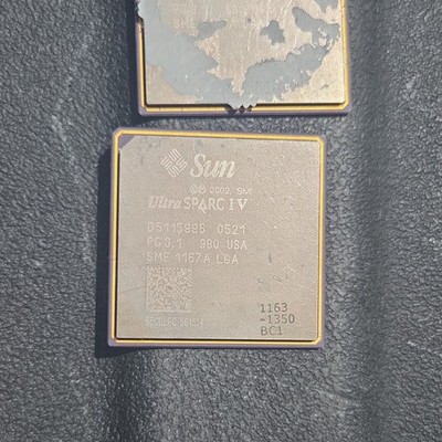 8 ×Sun UltraSPARC IV 2-Core 980MHz LGA CPU 2MB L2 4MB L3 1800 Bus MPN