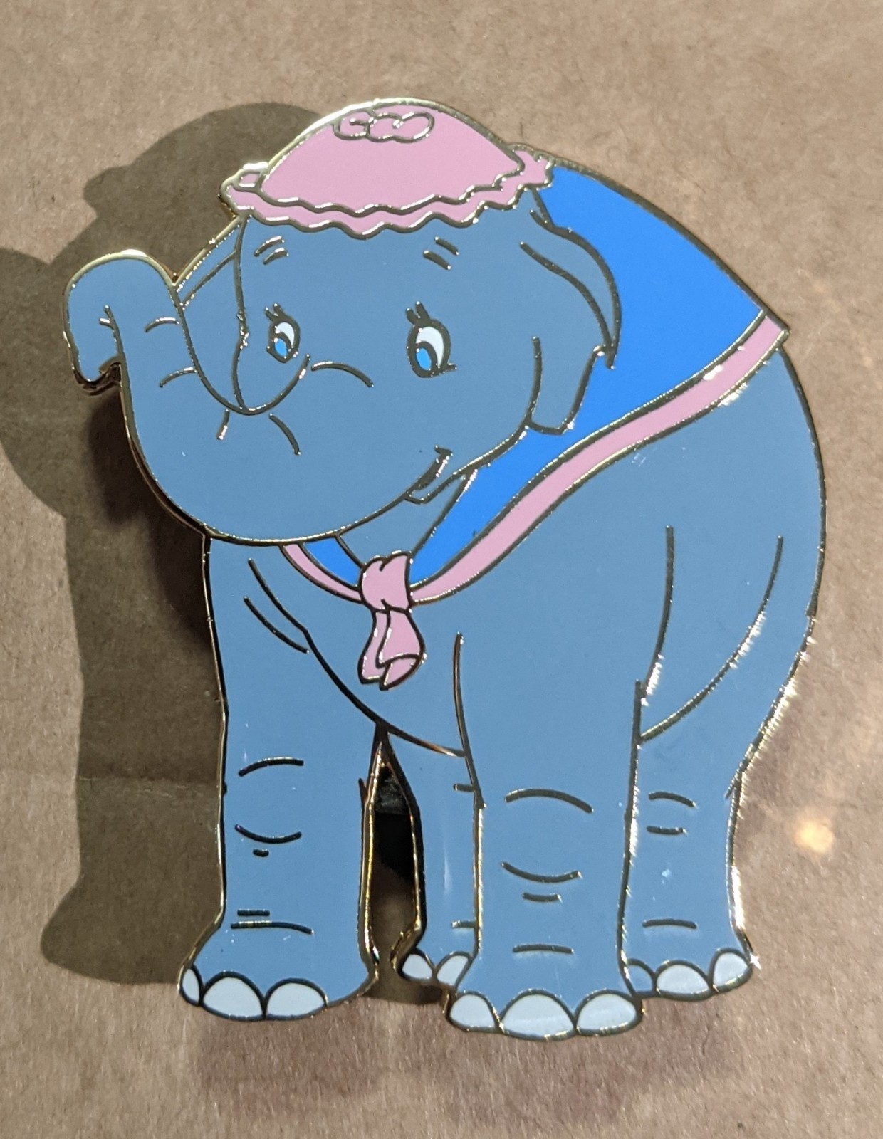 Dumbo 65th Anniversary Mrs. Jumbo Disney Shopping LE 1000 Pin