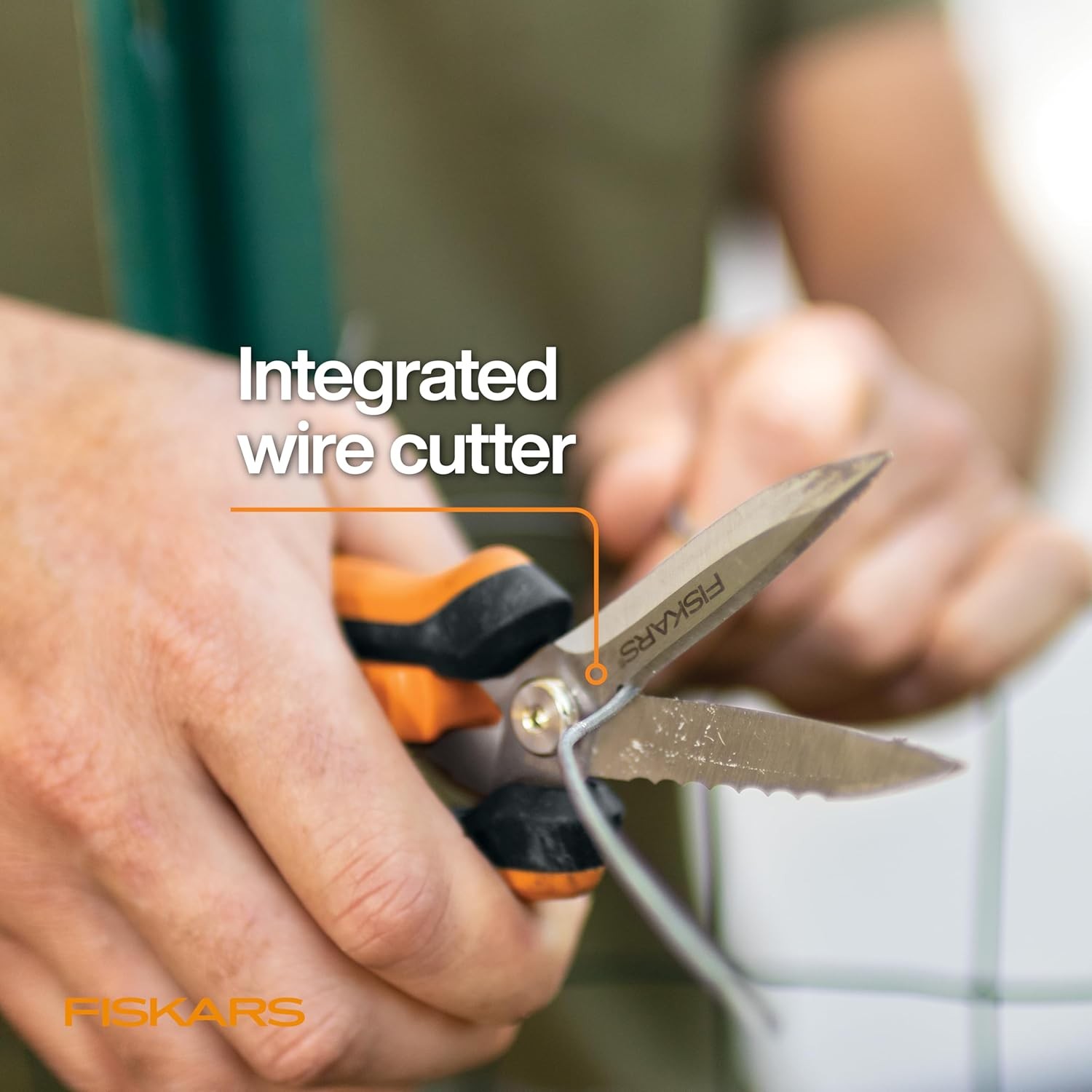 Fiskars Pruning Shears for Gardening, Multipurpose 8" Garden Shears with Sheath 