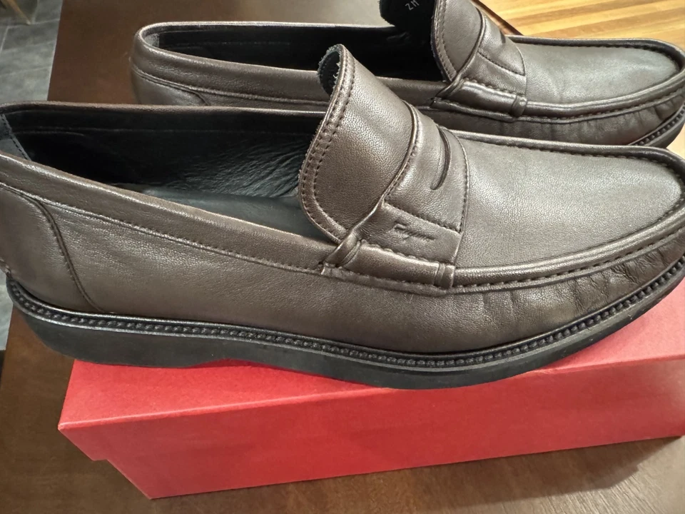 Salvatore Ferragamo Hombre Mocasines Cuero Marrón Medio Talla 10.5 EE Foto 3 de 4