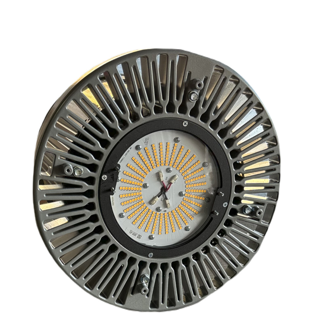Hubbell Industrial Lighting Savvano Decorative LED Low Bay,