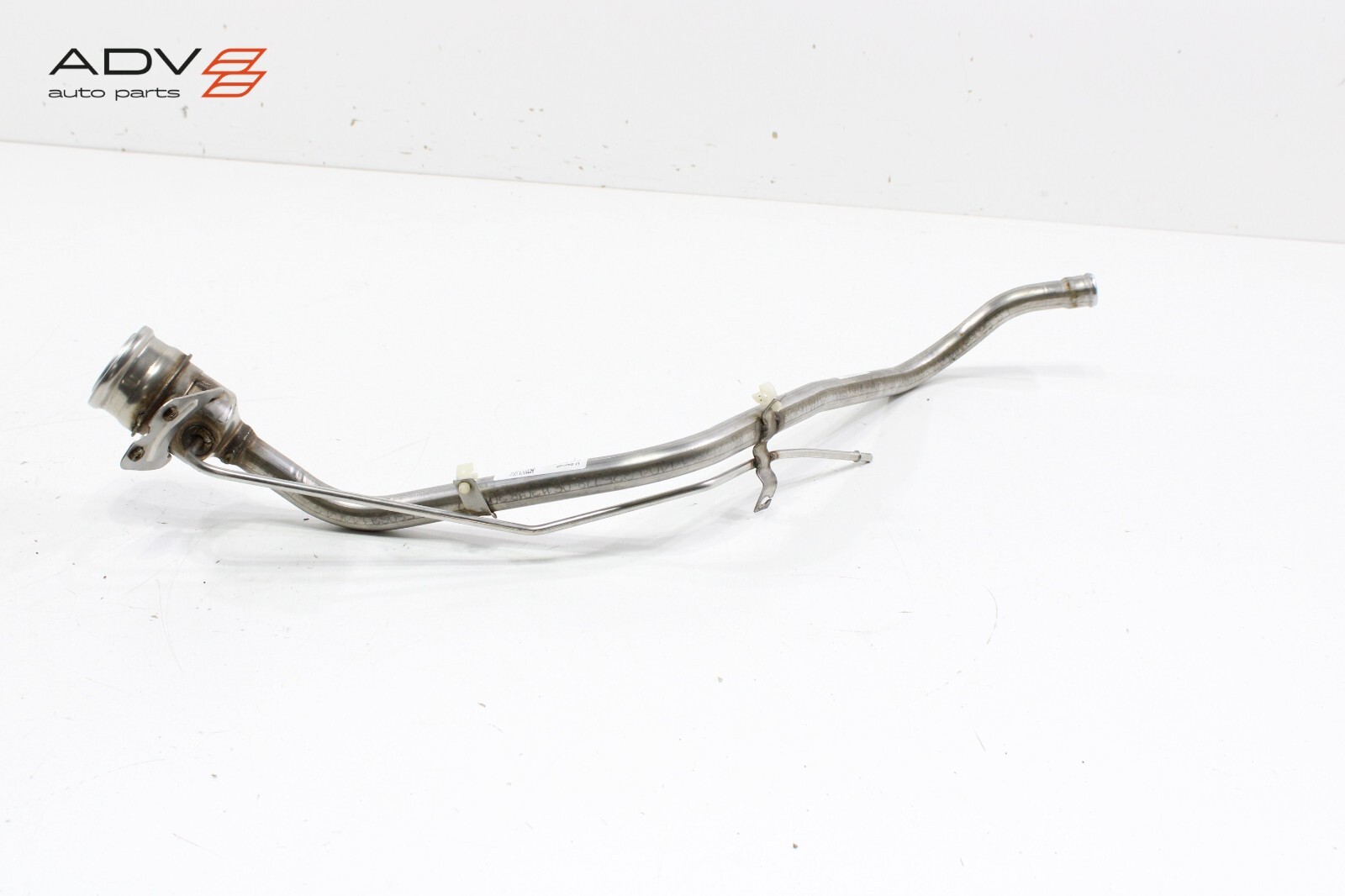 2017 - 2020 MASERATI LEVANTE FUEL GAS TANK FILLER NECK HOSE TUBE PIPE OEM