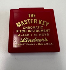 The Master Key Chromatic Pitch Instrument A-440 13 Keys, MK2-C, W.M. Kratt Co
