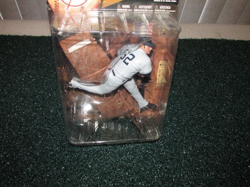 McFarlane Joba Chamberlain New York Yankees MLB 2009 Wave 2 (variant piece) - Picture 3 of 6