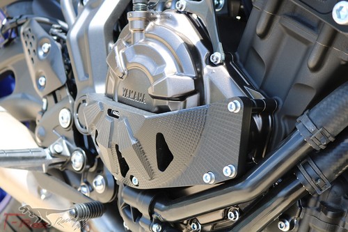 Fundas de caja de motor T-Rex Racing Yamaha FZ-07/MT-07/XSR700/YZF-R7 - Imagen 10 de 11