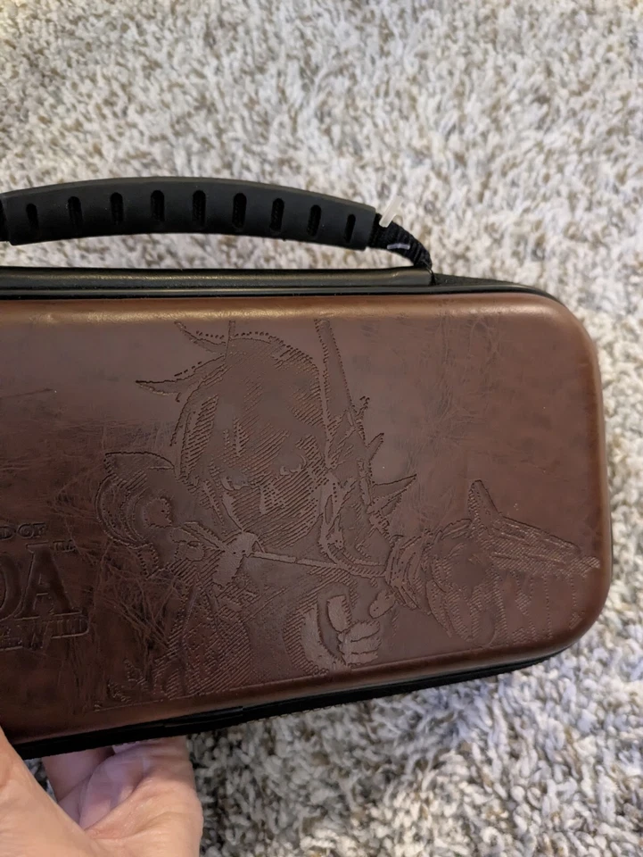 Legend Zelda Faux Leather Nintendo Switch Travel Case with Cartridge Cases - Image 2 of 4