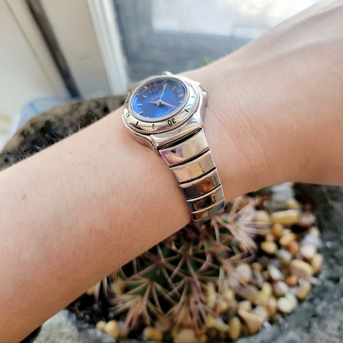Vintage Armitron Classic Silver & Navy Watch | eBay display picture 1