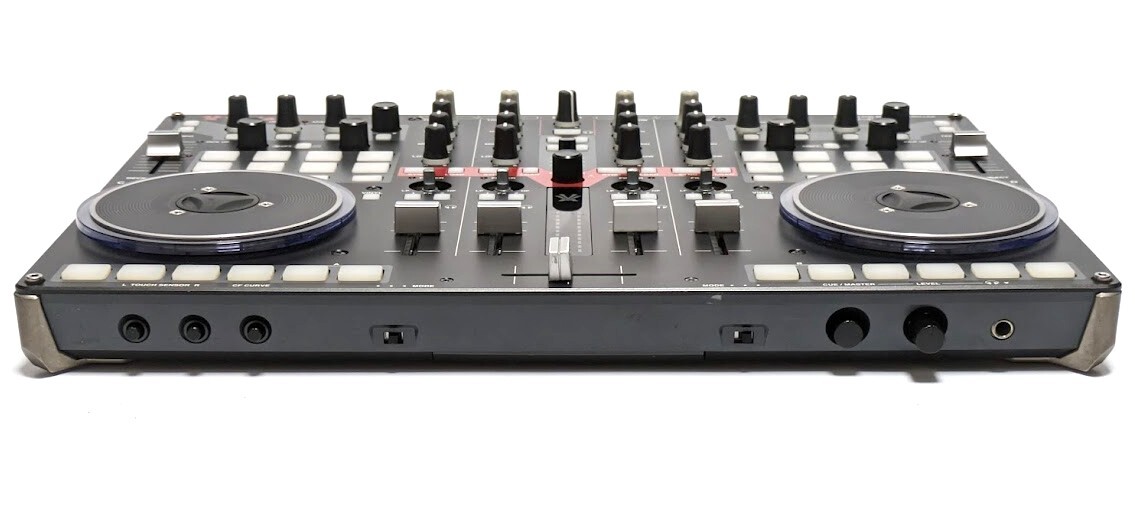 Vestax VCI-400 4-channel DJ Controller USB MIDI PCDJ VCI400 Vestax VCI-400 4-channel DJ Controller USB MIDI PCDJ VCI400