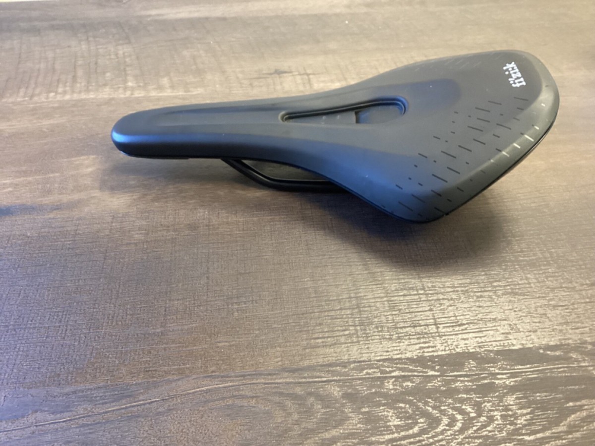 FIZIK フィジーク　RIDON X5サドル　グラベルMTB用 FIZIK フィジーク RIDON X5サドル グラベルMTB用 FIZIK