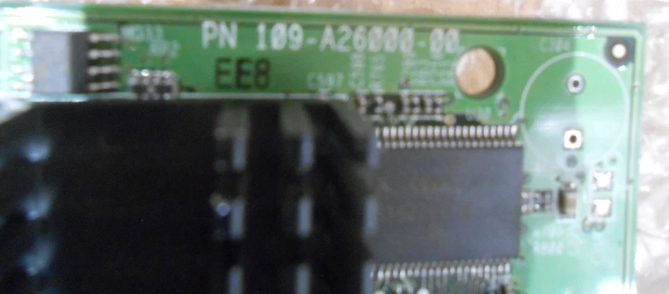 Dell ATI Radeon X300 SE 0J3887 Video Card 64MB PCIe DVI S-Video - Image 4 of 4