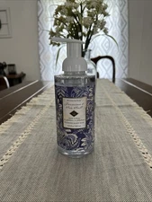 Jasmine & Sea Salt by Maison De Base Hand Wash 16.9 Oz /500 ml  for Women