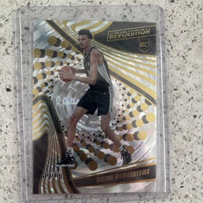 2023-24 Panini Revolution - Rookies Victor Wembanyama #104 Fractal 