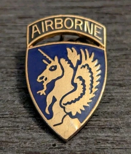 WW2 US Army Military 13th Airborne Division Distinctive Insignia Blue Lapel Pin
