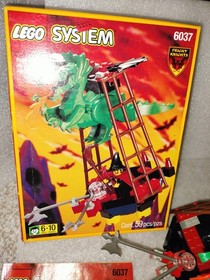 LEGO Castle: Witch's Windship (6037) Complete, With Box And Instructions.