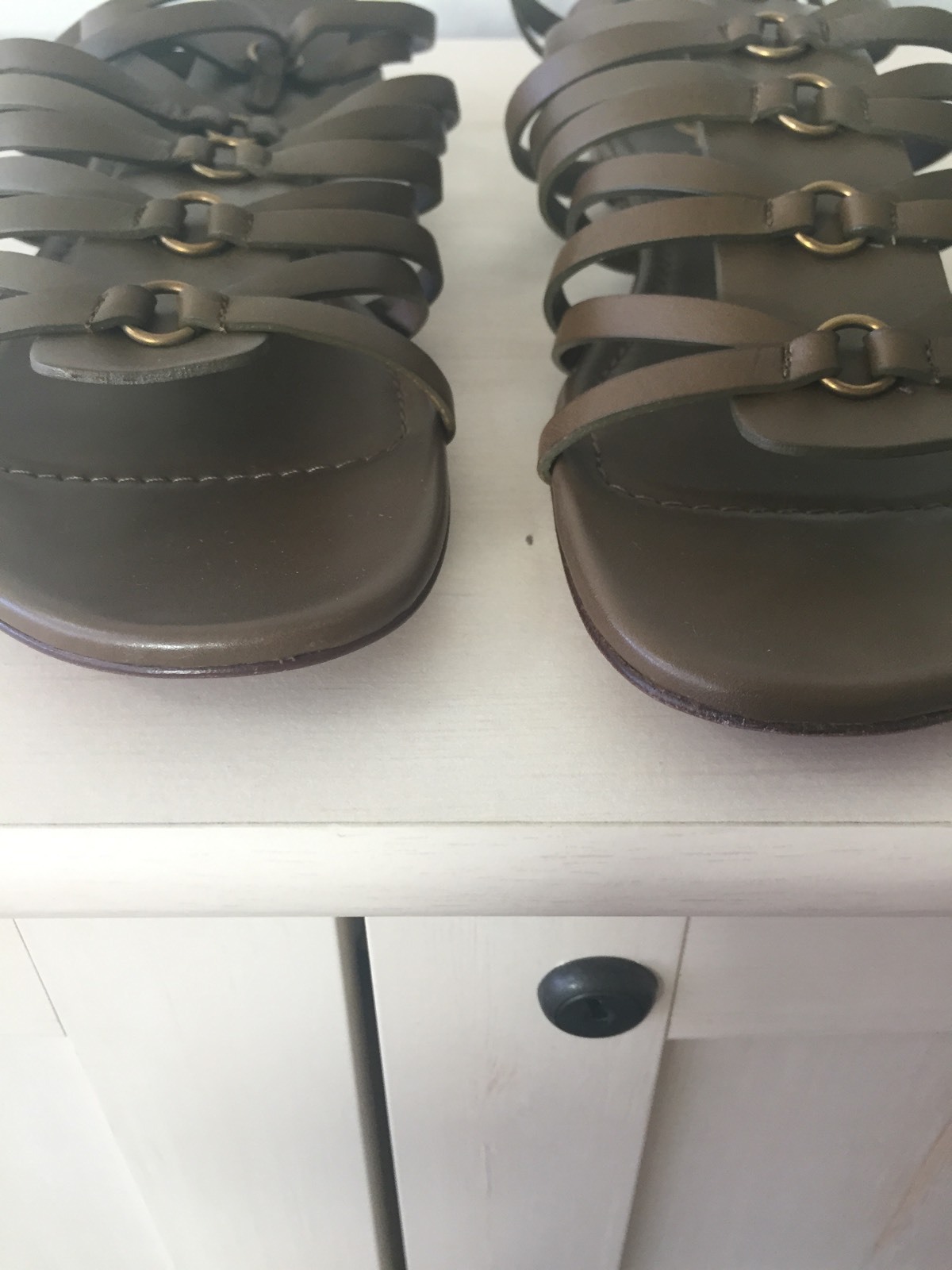 Sandali gladiatore verde kaki Yves Saint Laurent nuovi con scatola originali 39