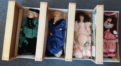 Volkspuppen ''FIRST LADY'' 4ER SET NEU