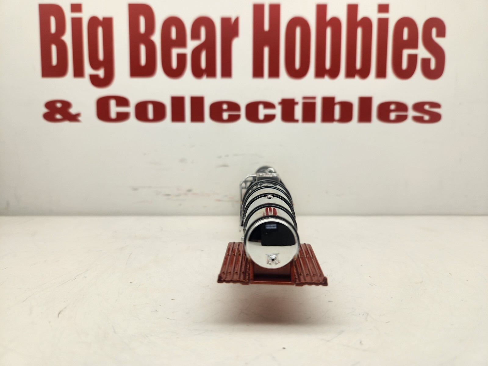 New 1/64 DCP Chrome/Copper W/Blk Band Tandem Axle Polar Deep Drop Tanker Trailer