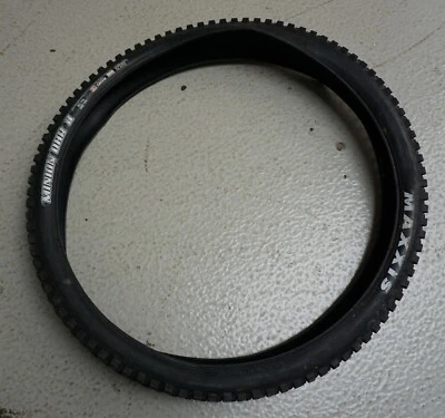 A021-048: Reifen Faltreifen Maxxis Minion DHR II TR 27,5x2.40 WT  - Bild 1 von 4