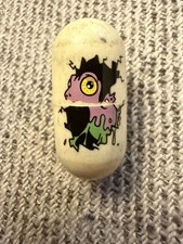 Mighty Beanz 67 Hatchling Bean 2003 Series 2 Collectible Toy Capsule Character