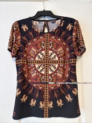 Vince Camuto Medallion Print T-Shirt - Medium