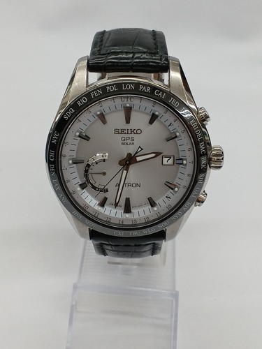 Seiko Astron 8X22-0AG0-2 GPS Date Titane Céramique Argent Blanc Solaire Montre - Photo 2 sur 10