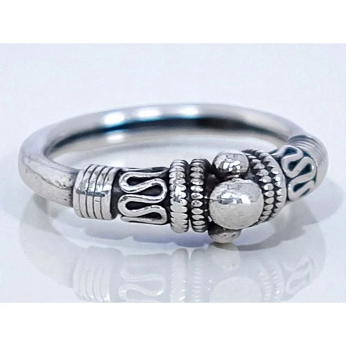 Vintage 925 Silver Bali Style Tribal Band Ring Ethnic Artisan Design