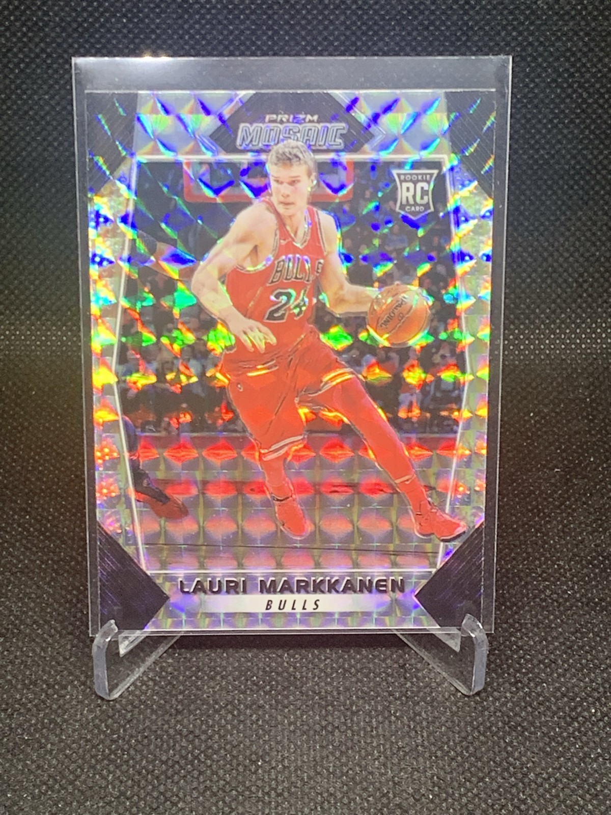 2017-18 Prizm Mosaic - Lauri Markkanen #9 (RC) Silver Bulls Utah Jazz