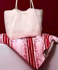 VICTORIA'S SECRET LOGO SHERPA BLANKET THROW FALL 2025 50"x60" NEW NO Tote