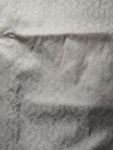 IVORY "LEAF" FIGURED BROCADE - Picture 2 of 2