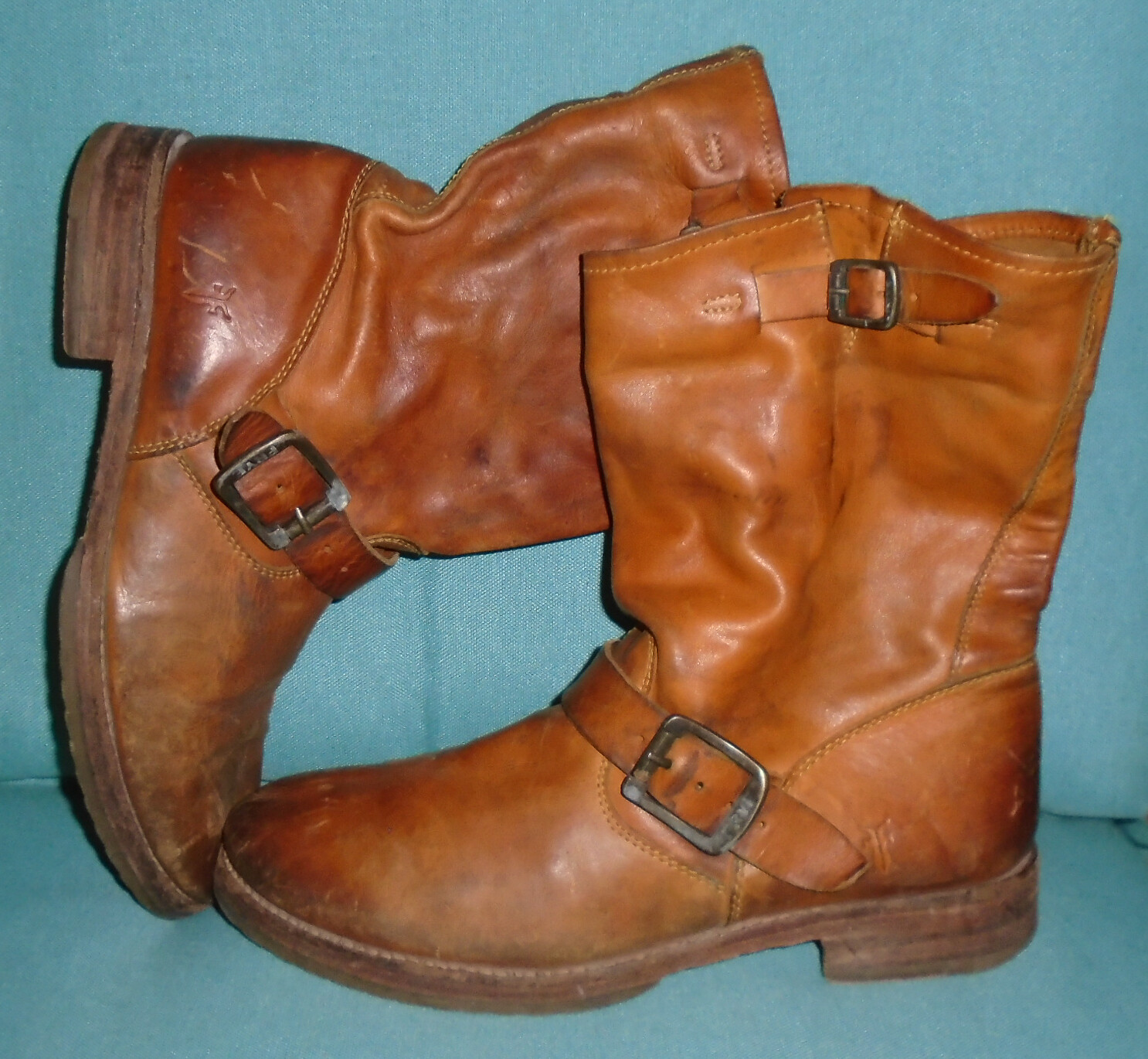 frye engineer boots brown