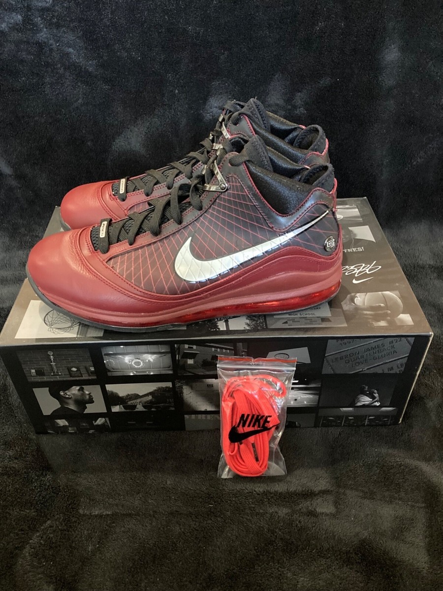 lebron christmas shoes 2019