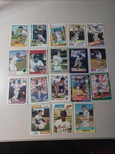LOT 18 NEW YORK METS BASEBALL CARDS RUSTY STAUB TOM SEAVER MAZZILLI MILNER SCOTT