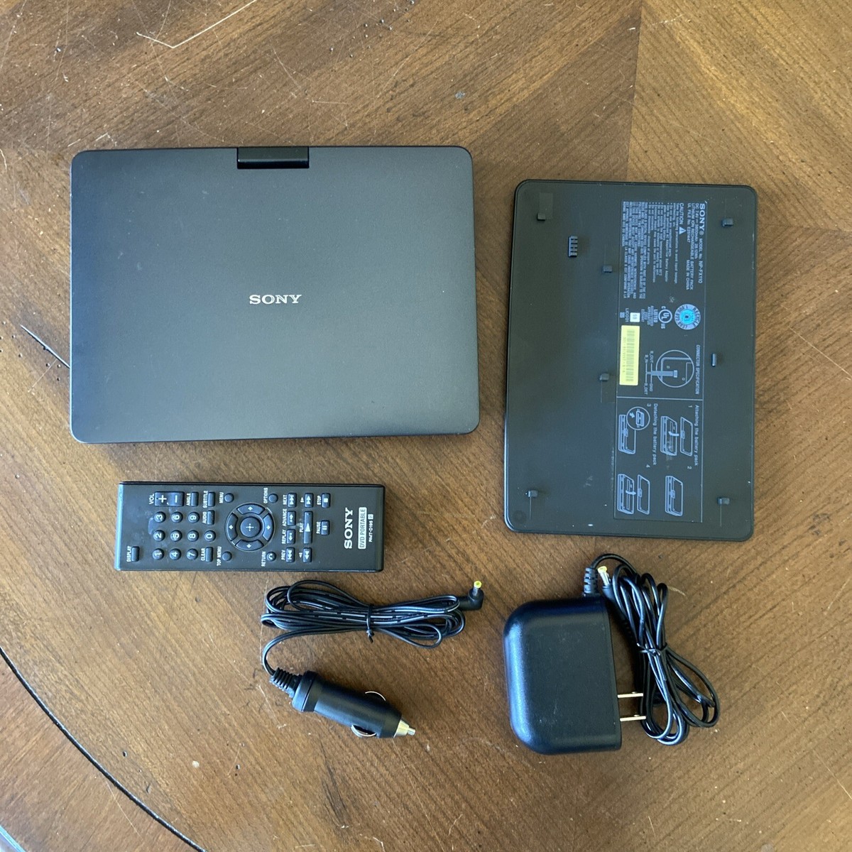 【中古】 SONY 9型液晶ポータブルDVDプレーヤー DVP-FX930 Amazon.co.jp: SONY 9型液晶ポータブルDVDプレーヤー DVP-FX930